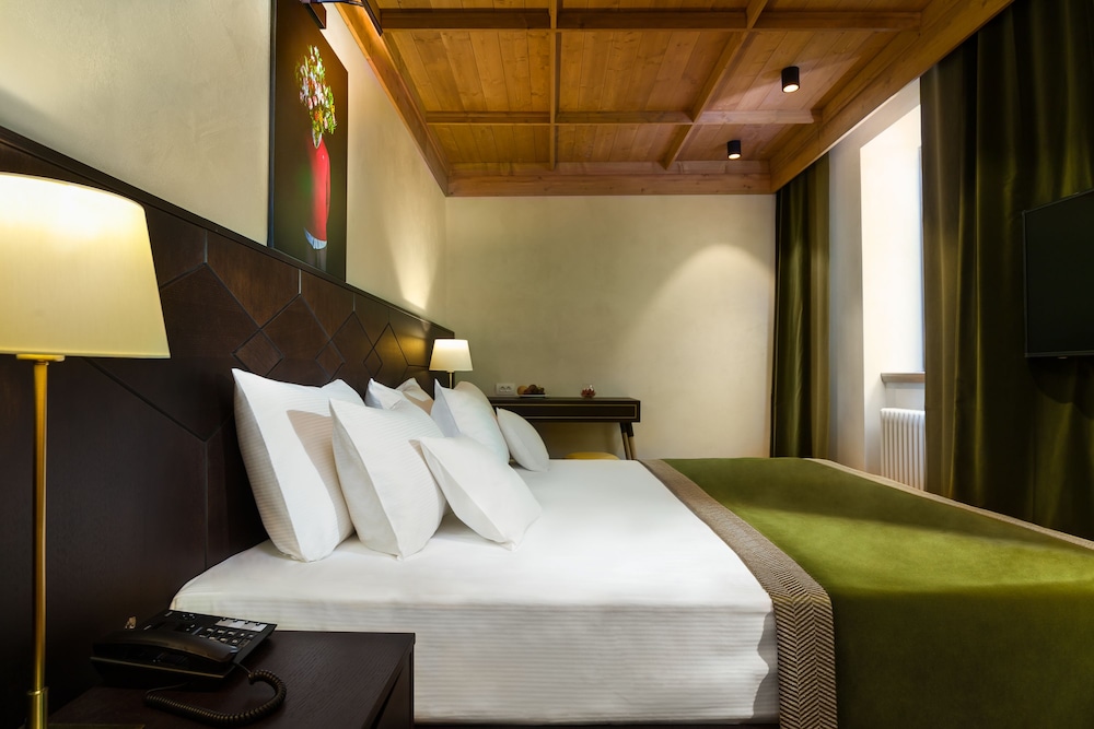 Ana Hotels Bradul Poiana Brasov 12/30