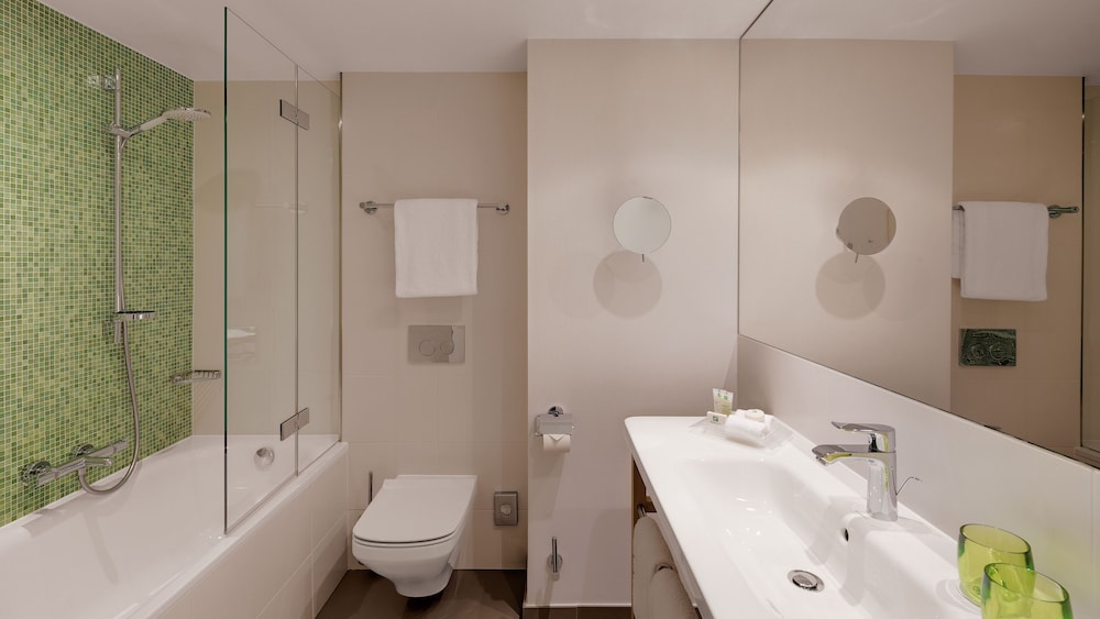 HOLIDAY INN FRANKFURT ALTE OPER 14/75
