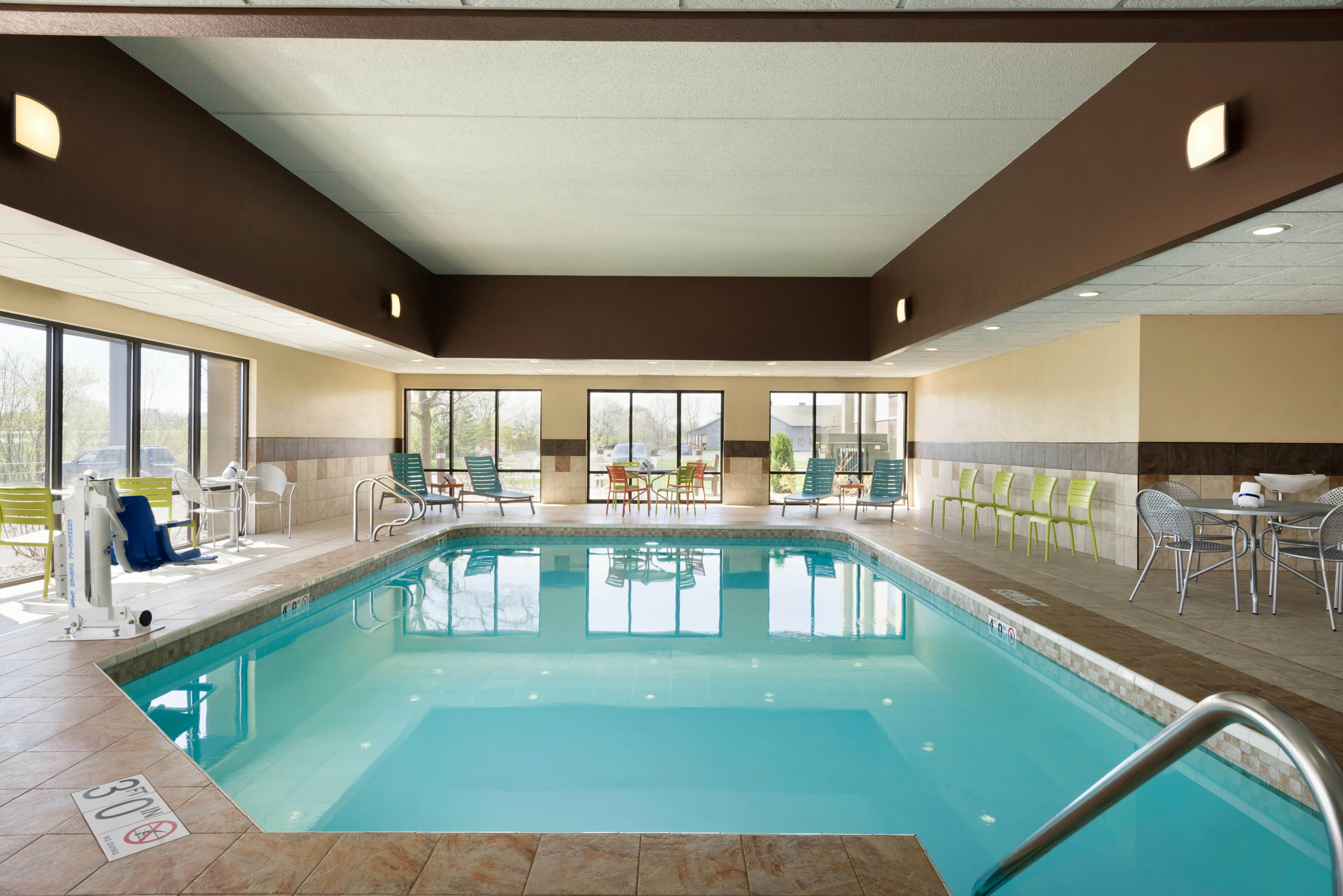 Hampton Inn Appleton-Fox River Mall Area 6/13