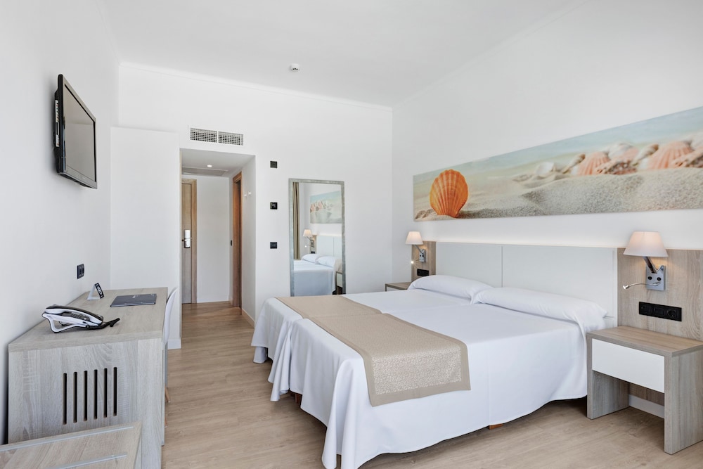 Thb Cala Lliteras - Adults Only 17/69