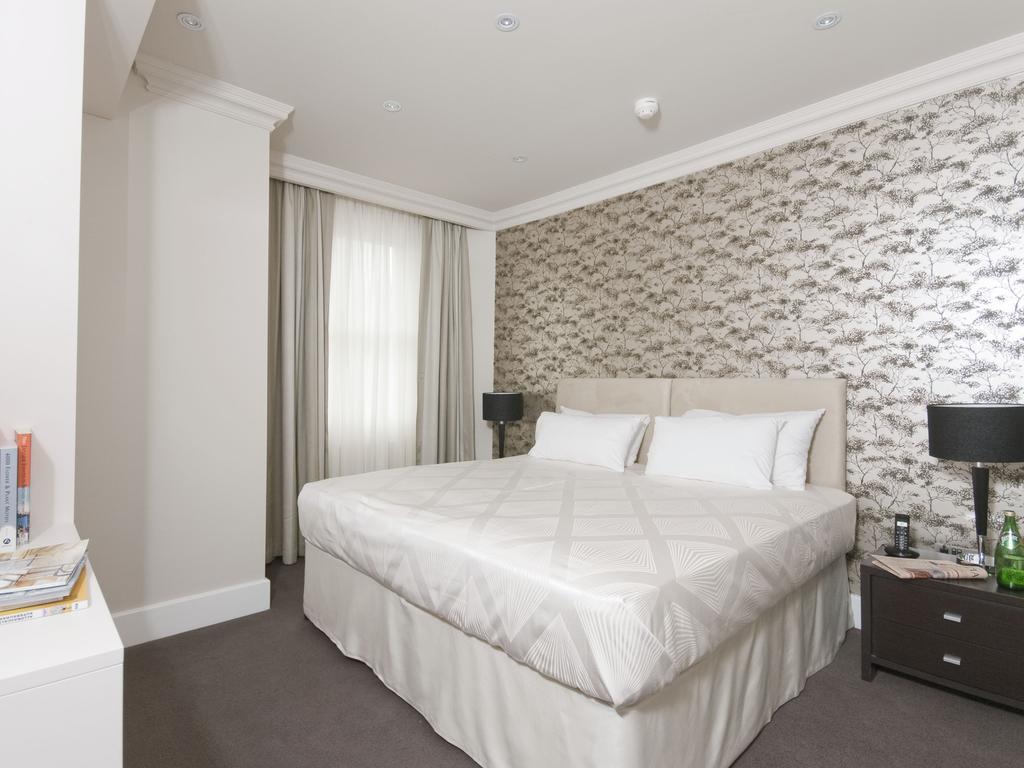 3 BEDROOMS, DELUXE, APARTMENT