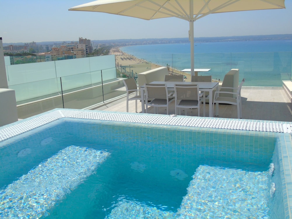 Aparthotel Fontanellas Playa 12/71
