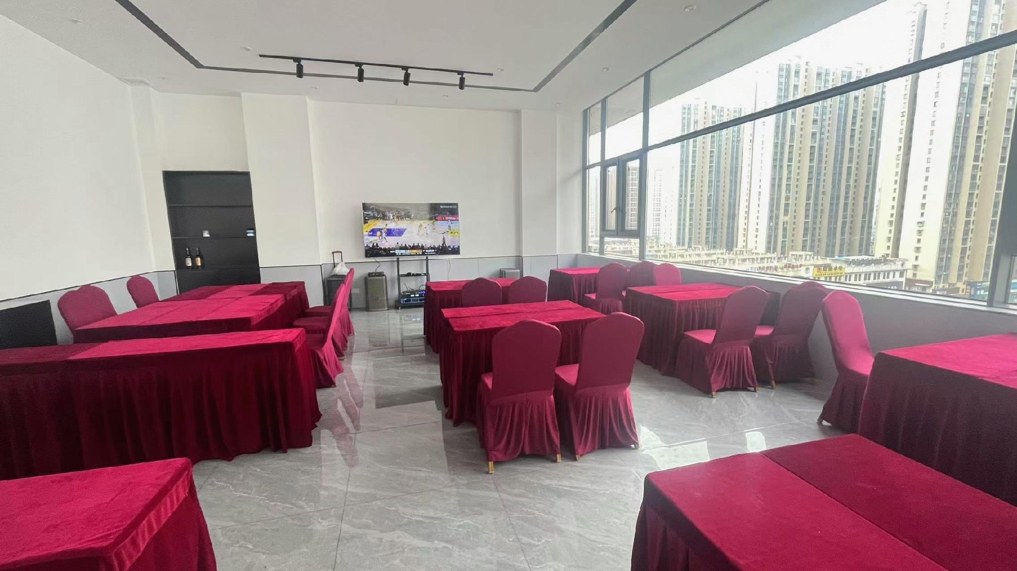 City Convenient Zhuzhou Sports Centre 31/40