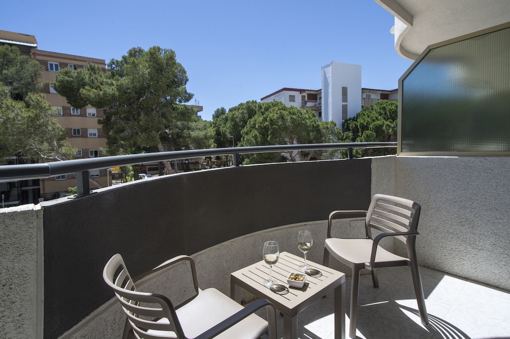 Salou Sunset by Pierre Vacances Adults Only 52/63