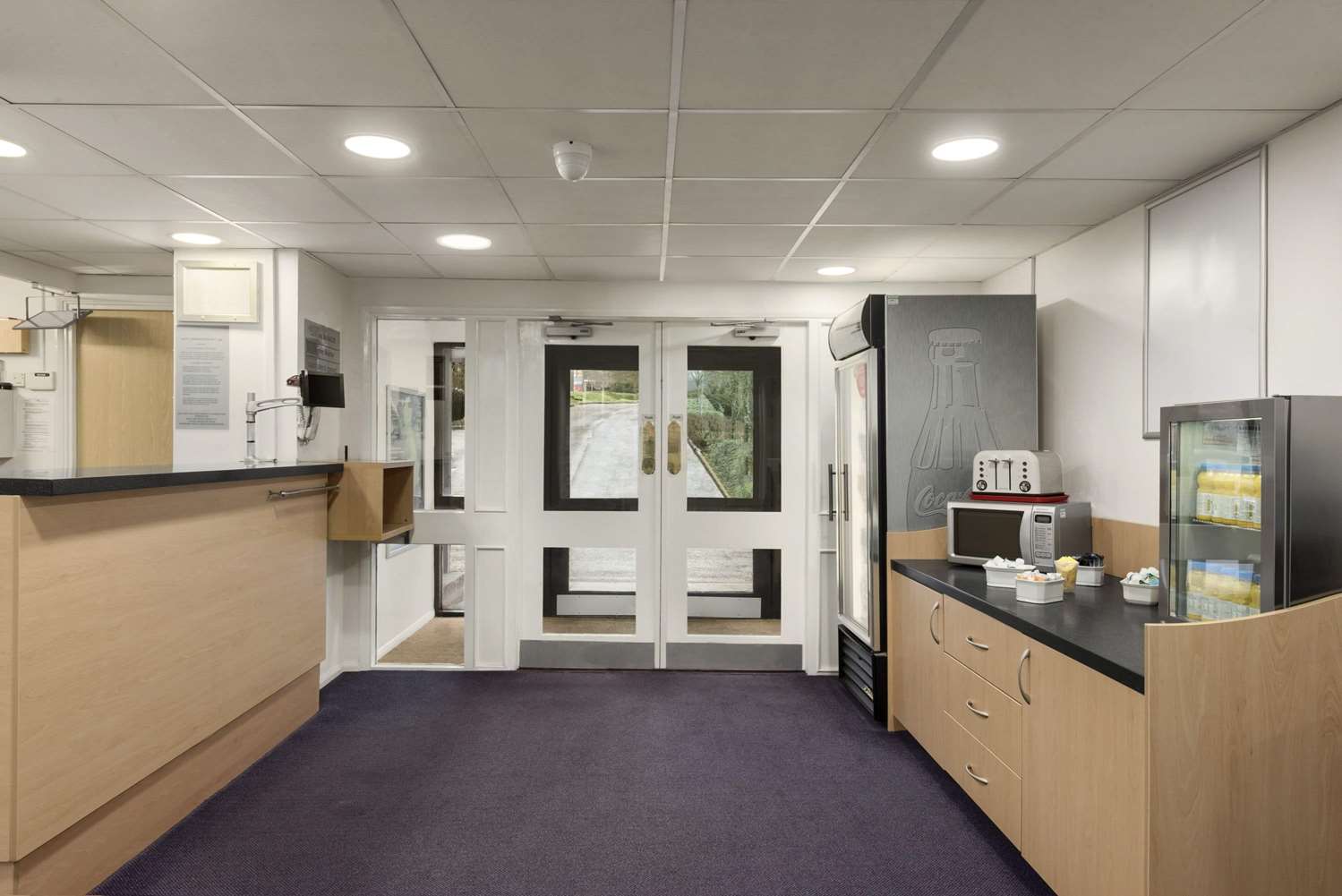 Days Inn by Wyndham Bridgend Cardiff M4 4/12