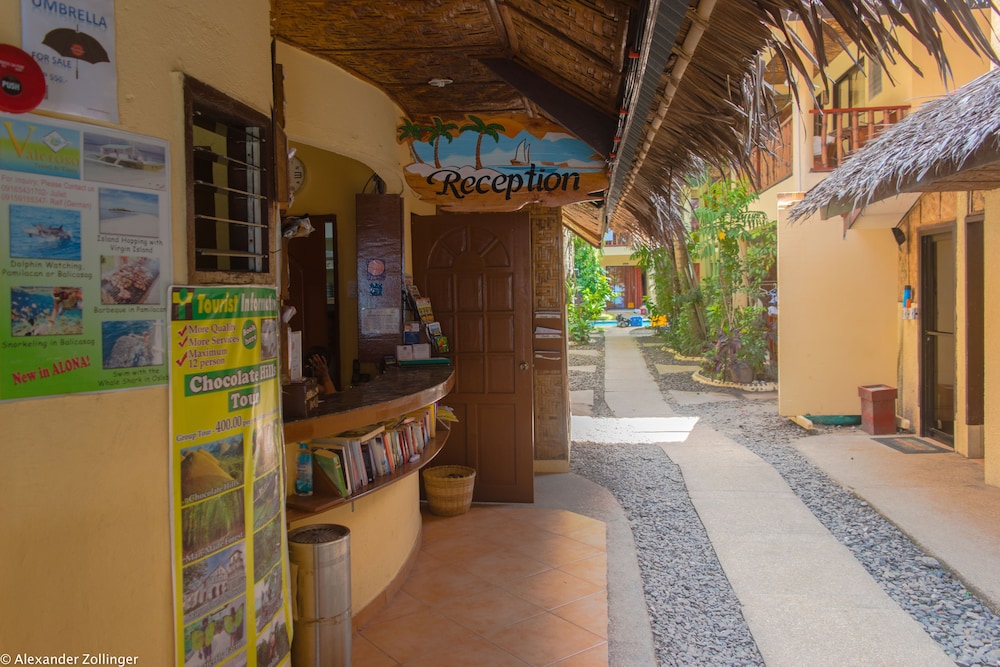 Alona Vida Beach Resort 9/64