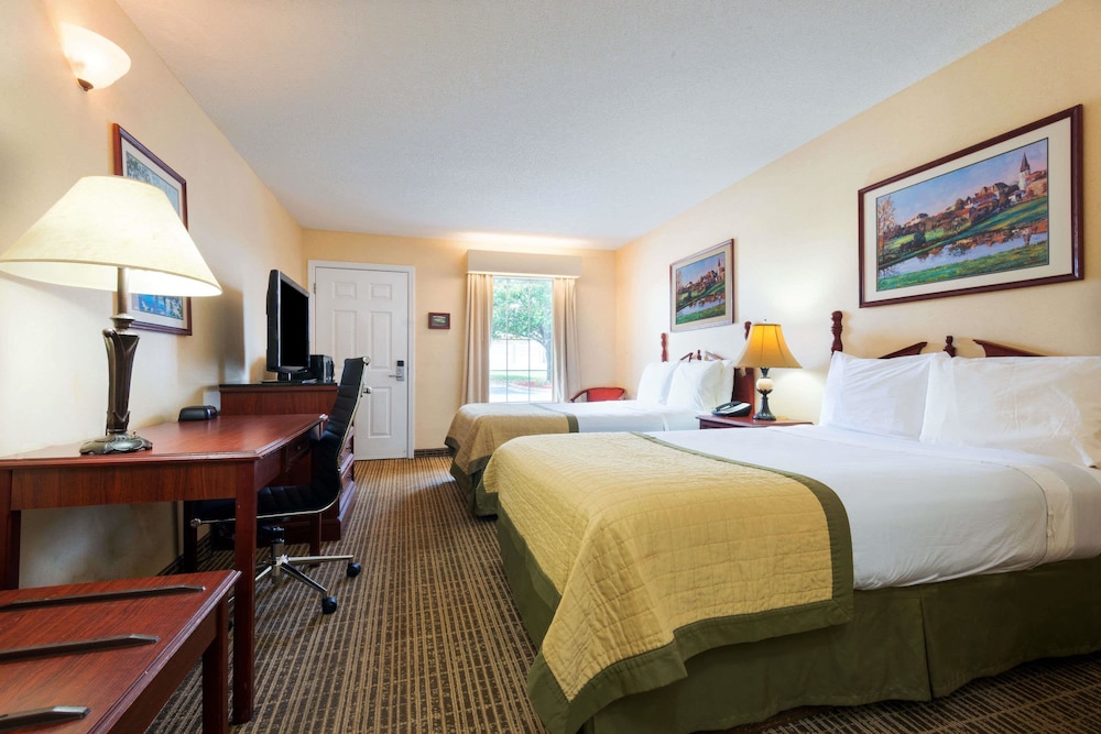 Baymont By Wyndham Prattville/Montgomery 19/47