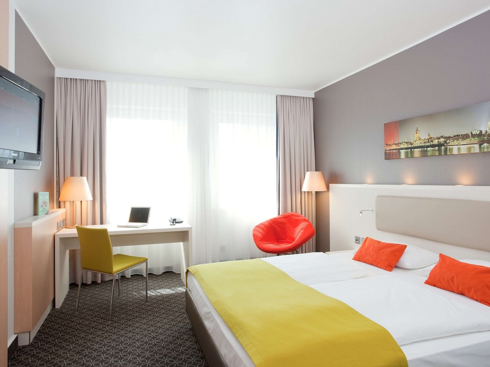 SUPERIOR, KING BED