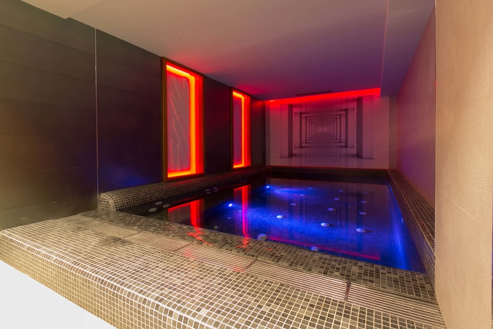 Lamaraz Arts Hotel 22/49