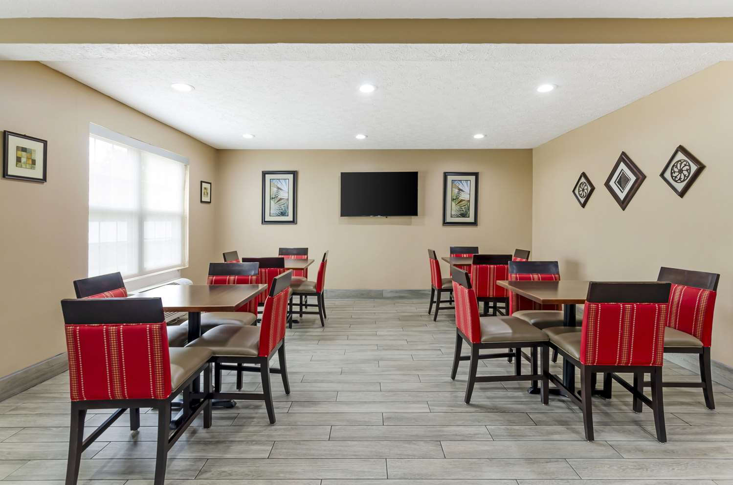 Comfort Inn Wytheville - Fort Chiswell 40/49