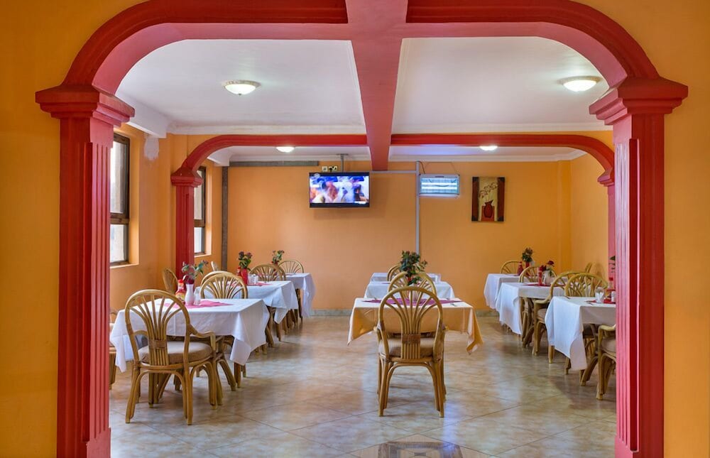 Phoenicia Hotel 30/50