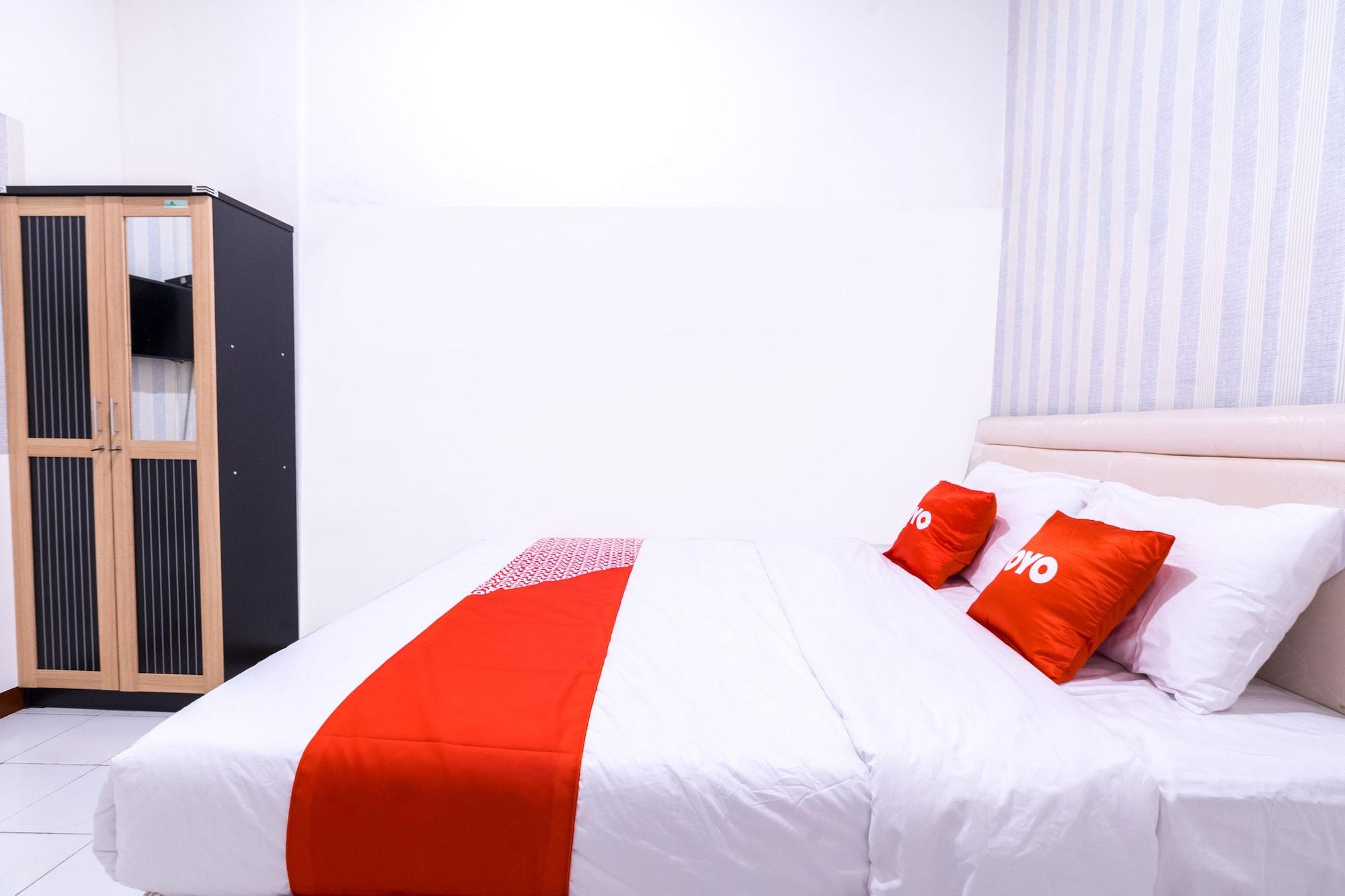 OYO 1421 Kasmaran Guest House Syariah 16/32