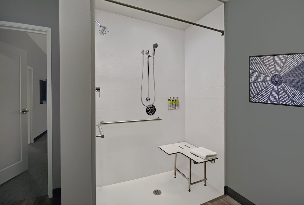 Staybridge Suites Houston Galleria Area 20/63
