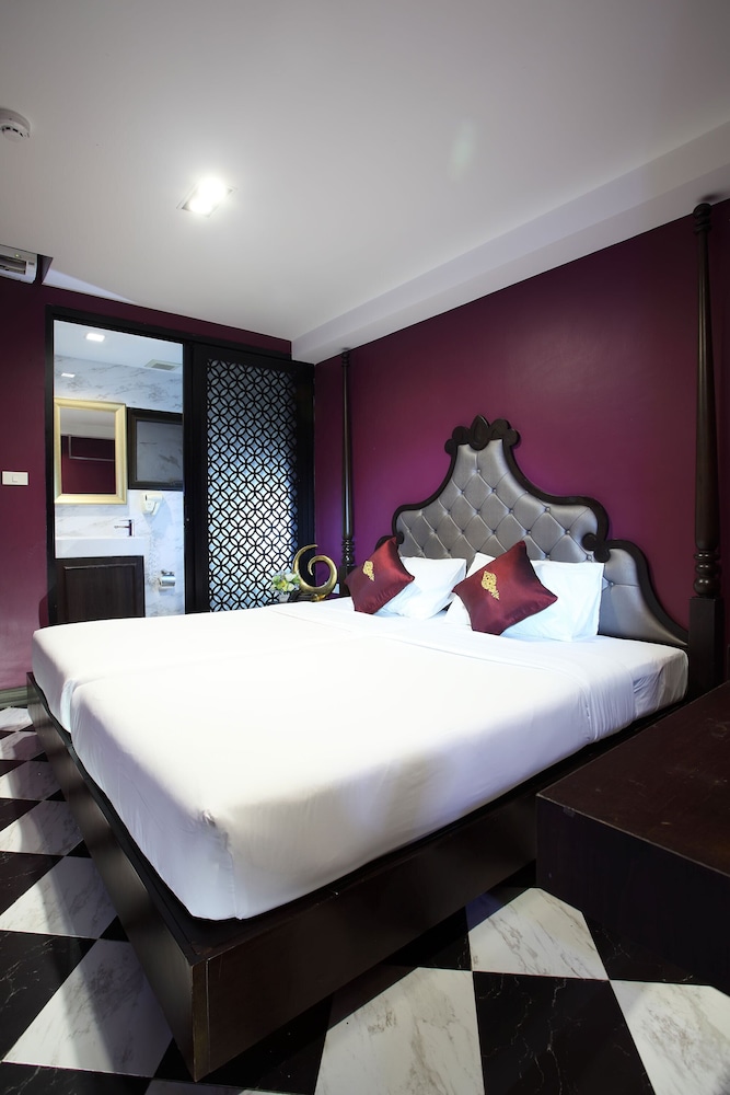 TWIN BEDS