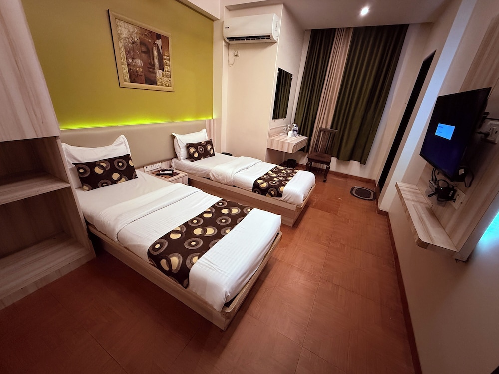 Hotel Alka Residency 15/50