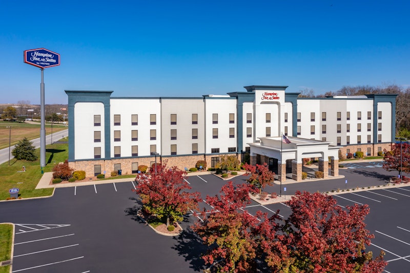 Hampton Inn Suites Richmond 1/50