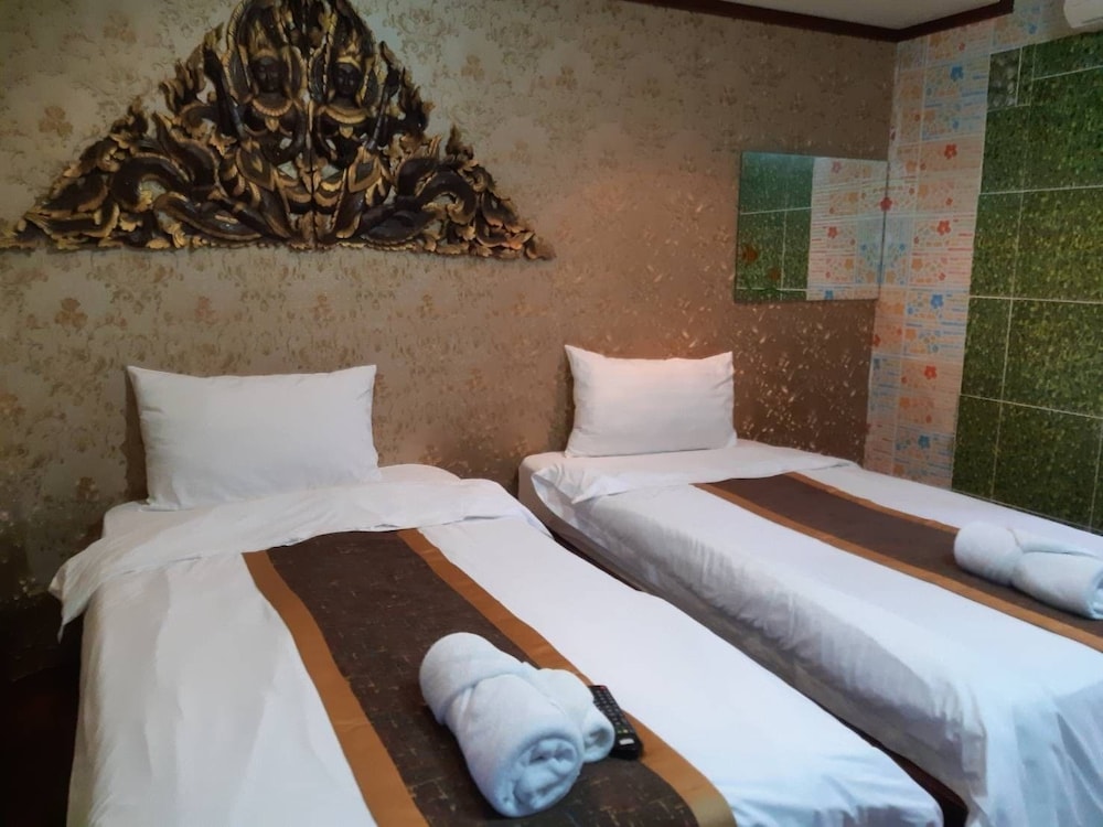 MONTRI RESORT DONMUANG BANGKOK 19/60