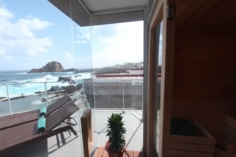 Aqua Natura Madeira in PORTO MONIZ