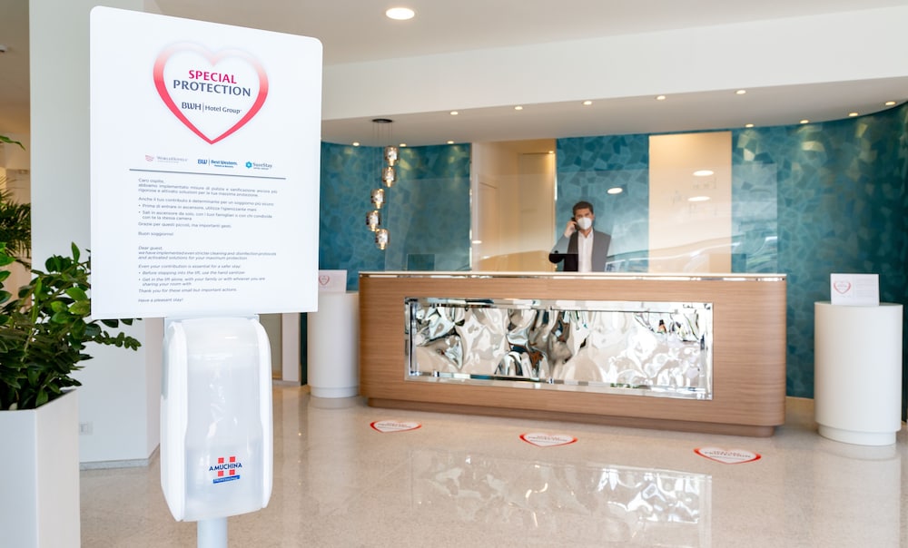 Best Western Plus Tigullio Royal Hotel 3/64