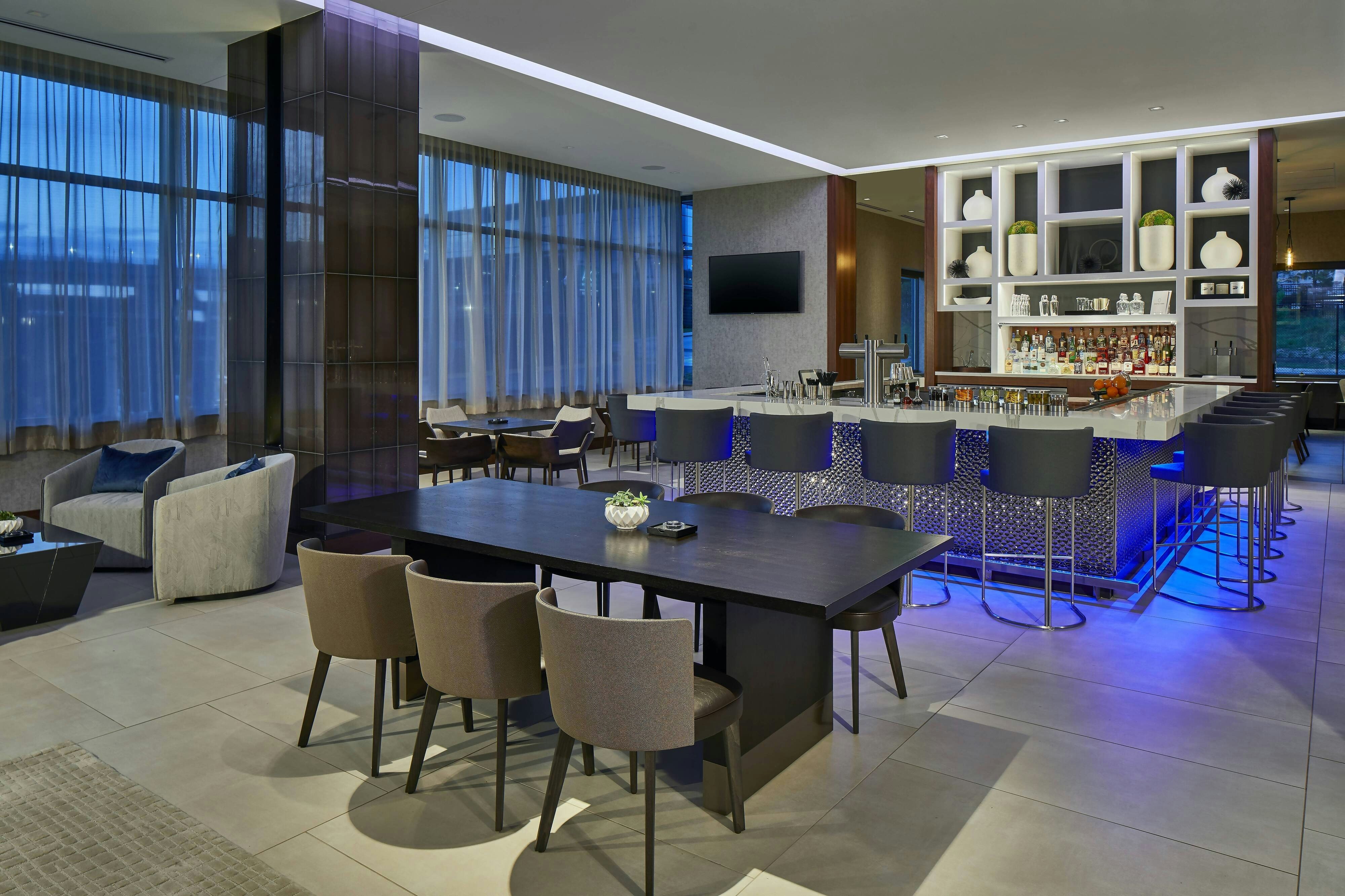 AC Hotel by Marriott Atlanta Airport Gateway 16/31