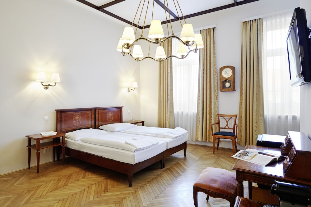 Boutique Hotel Donauwalzer 27/76