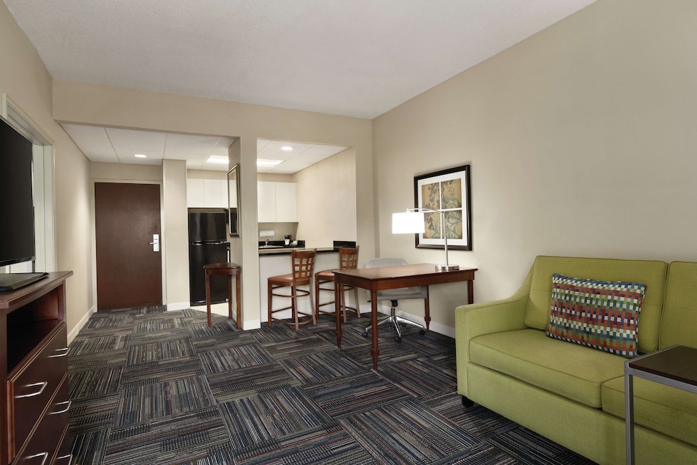 Hampton Inn Atlanta Stone Mountain 24/41