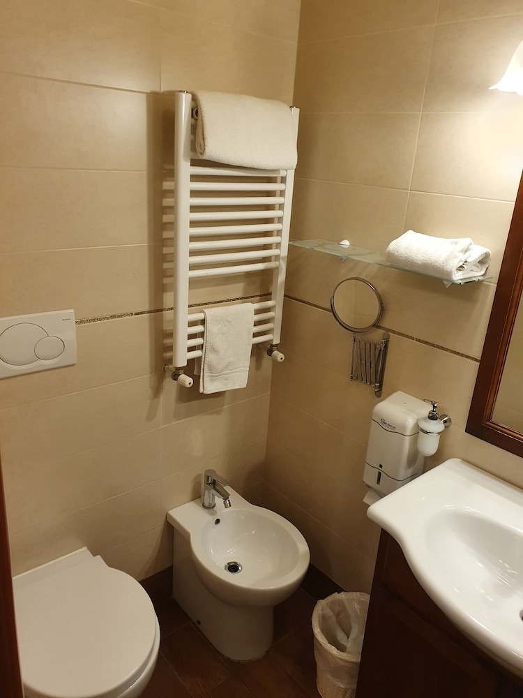 Hotel Ester 68/74