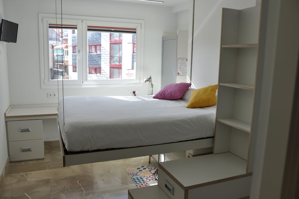 STANDARD, DOUBLE BED