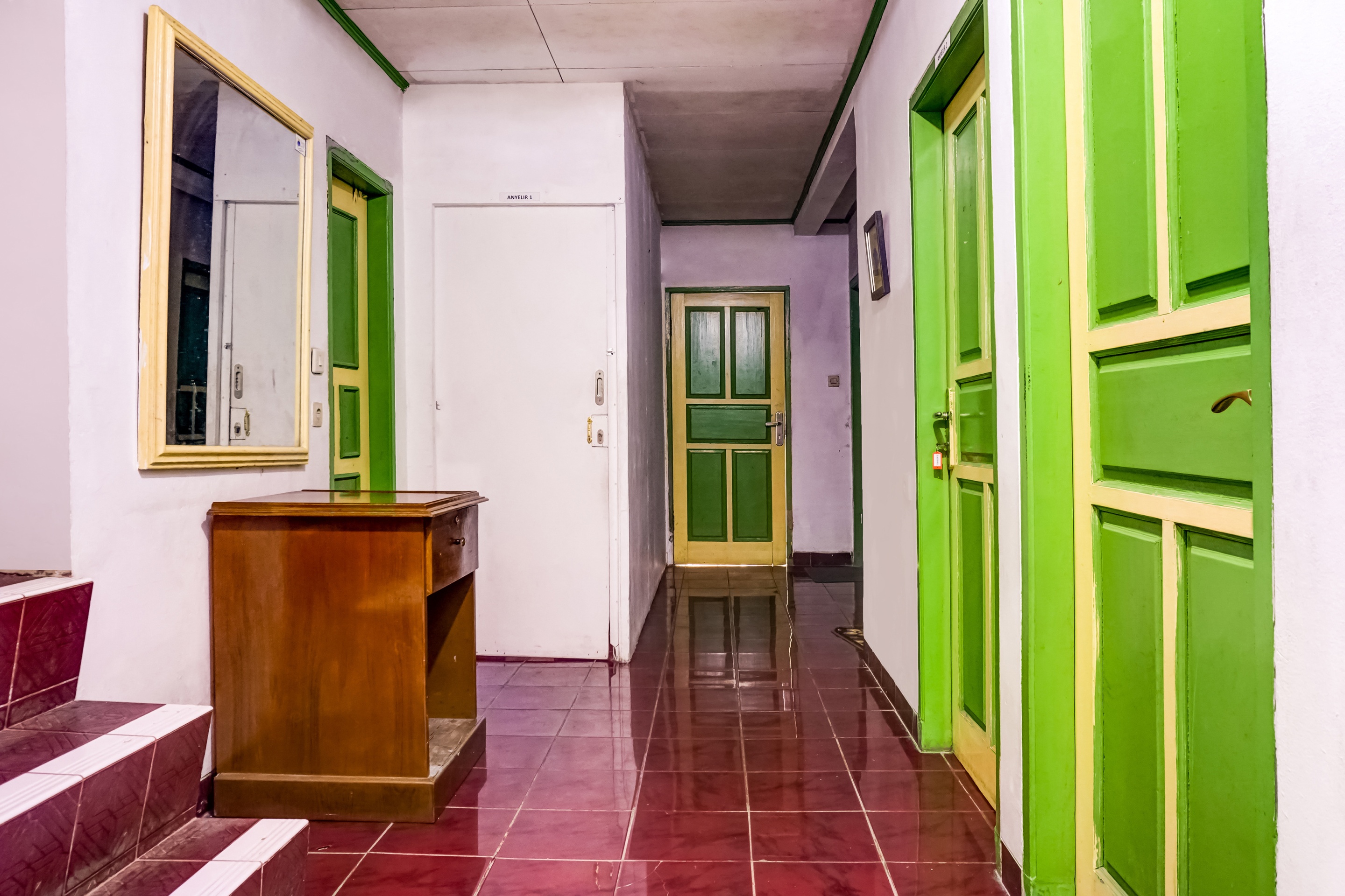 SPOT ON 90046 Villa Anyelir Yustik Selabintana 32/32
