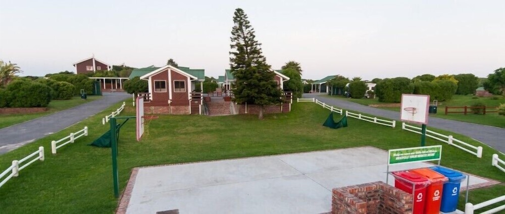Pine Lodge Resort 59/70