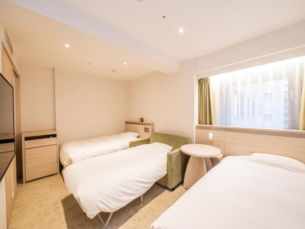 Universal, Twin Beds, 3 Beds, Main Building