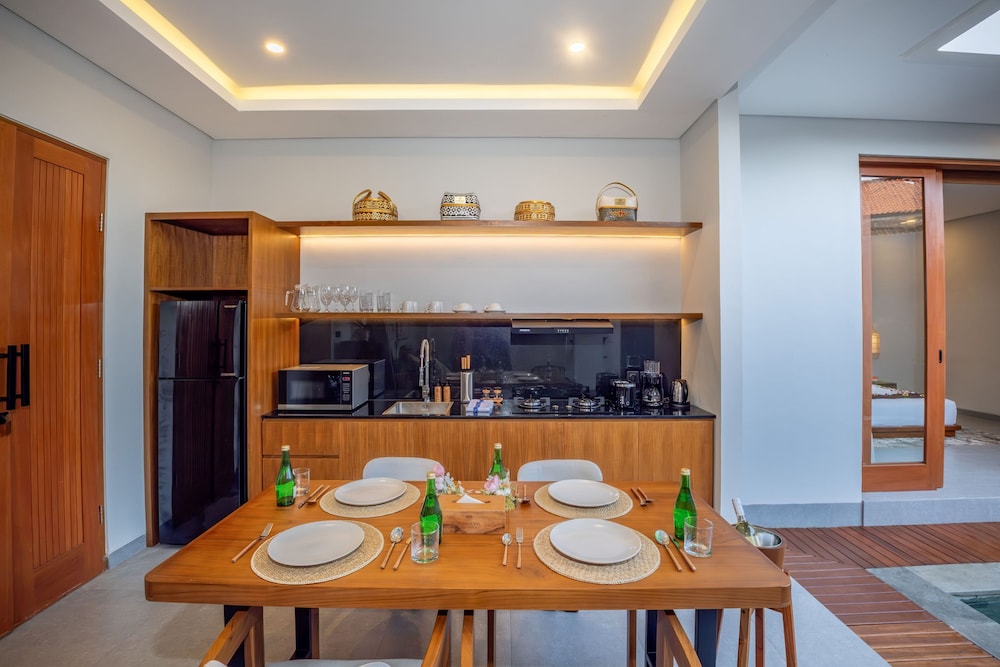 Karaya Villas Umalas 35/40