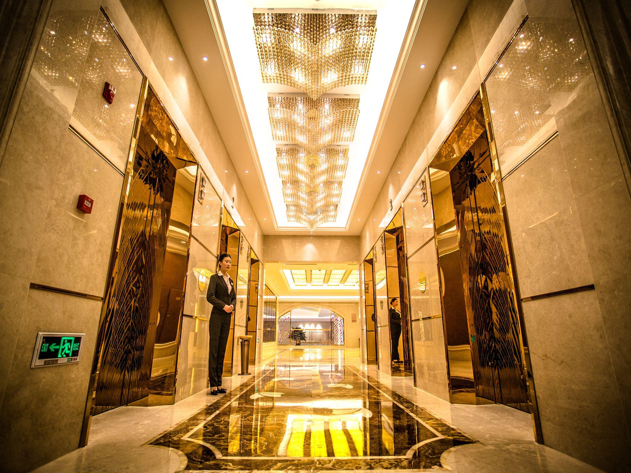 Fuyue Hotel 11/52