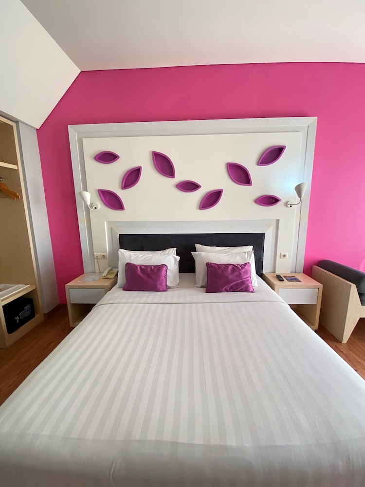 Shakti Hotel 12/50