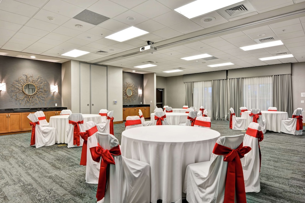 Homewood Suites By Hilton Techridge Parmer I 35 52/63
