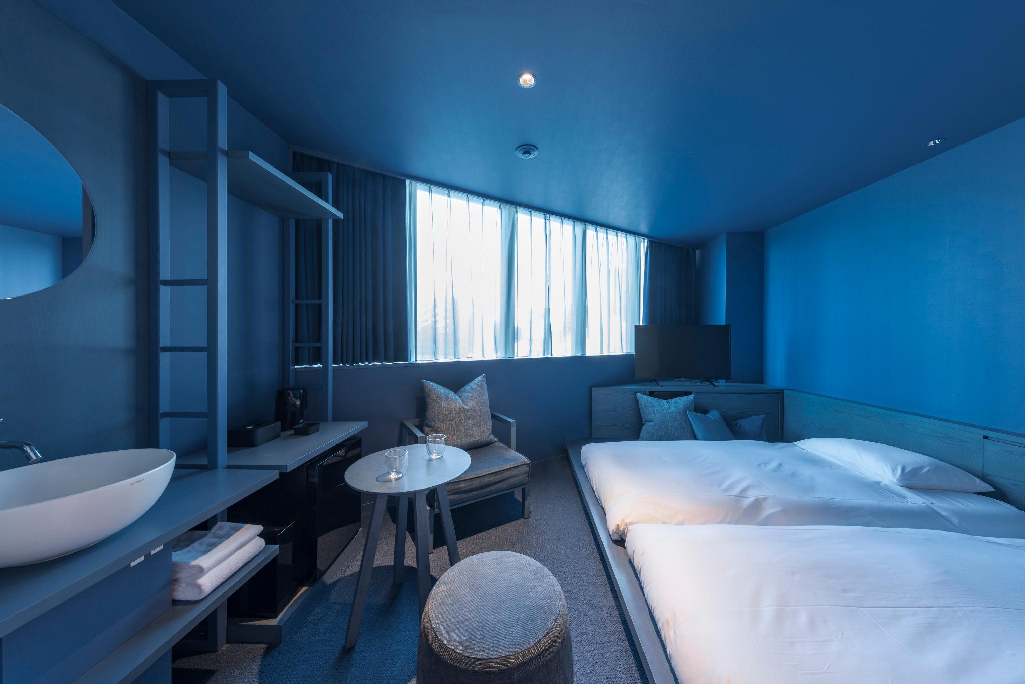 Blue, Standard, Twin Beds