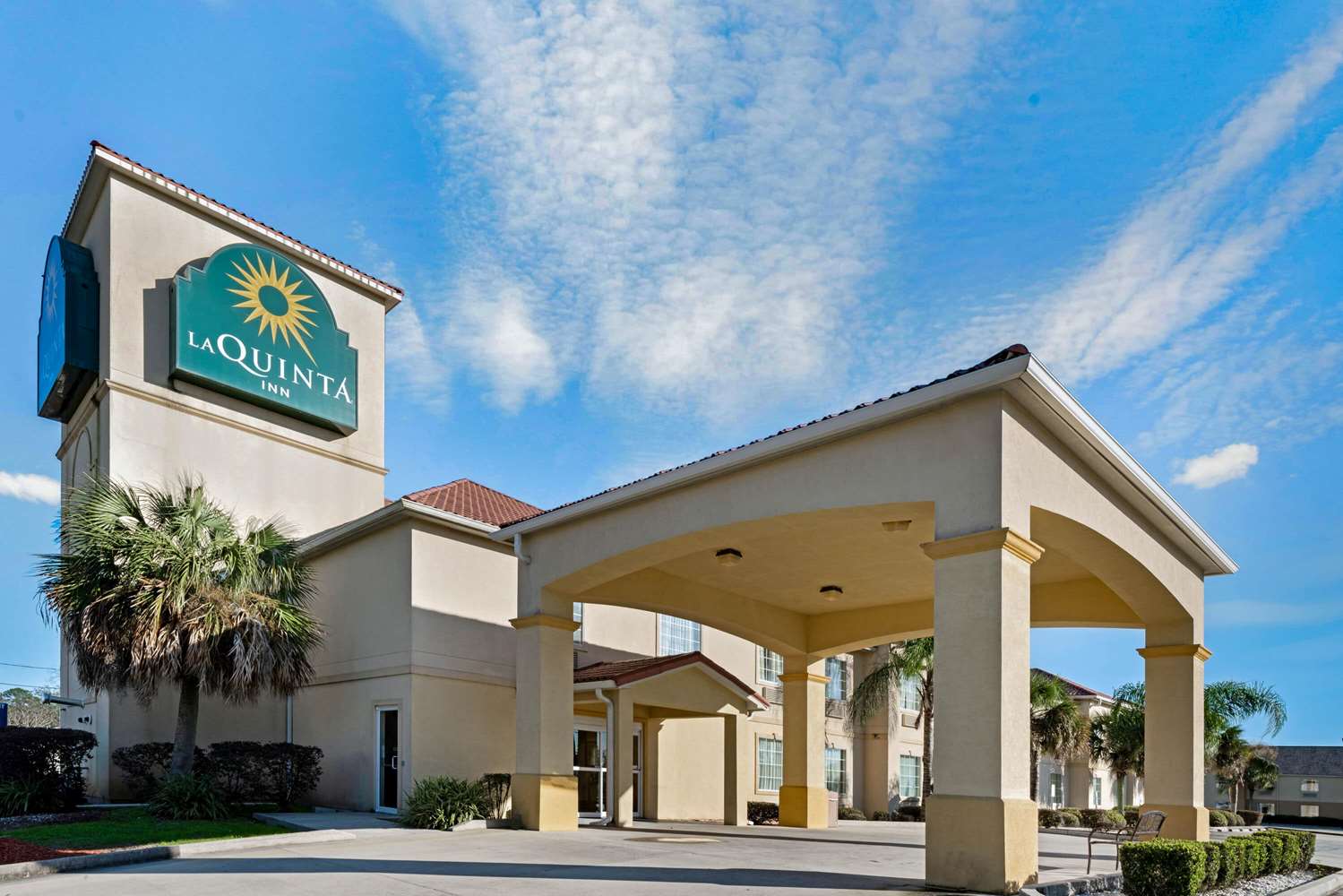 La Quinta Inn & Suites by Wyndham Morgan City 3/19