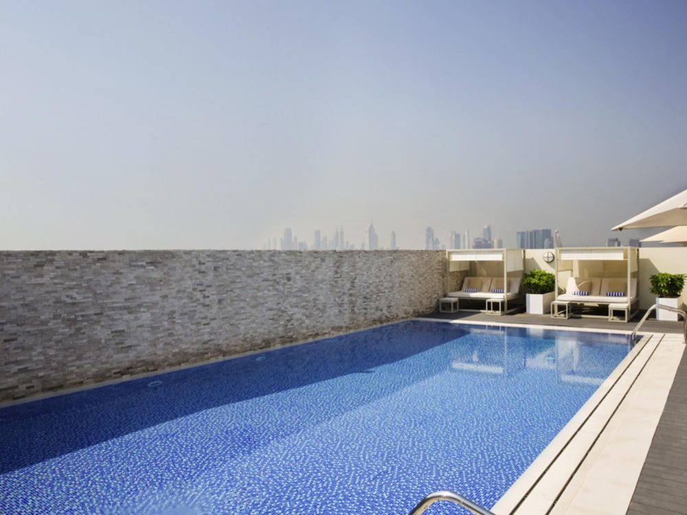 Novotel Bur Dubai 32/48