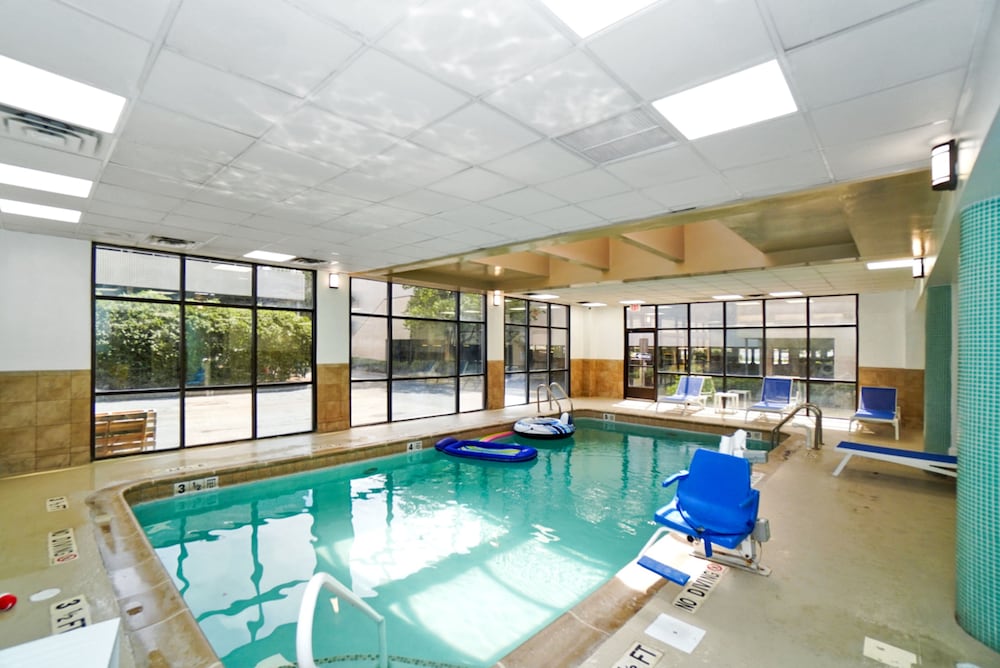 Harmony Suites Secaucus Meadowlands 19/44