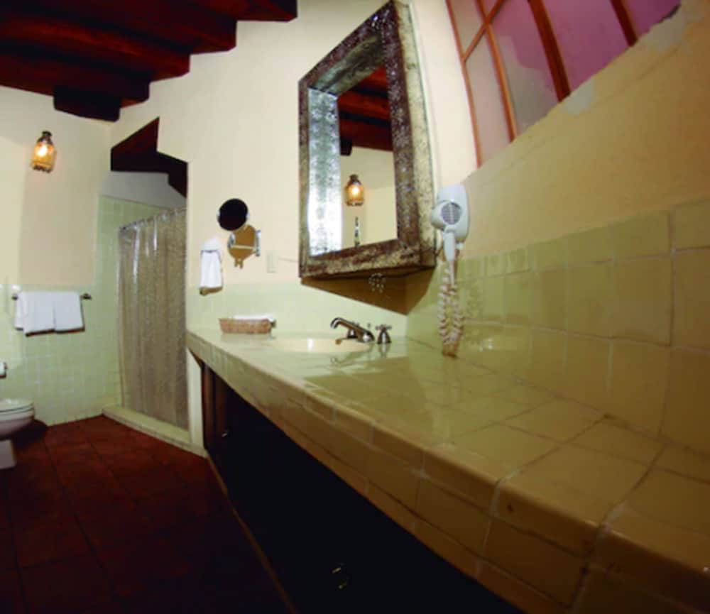 Hotel Chocolate Suites 48/50