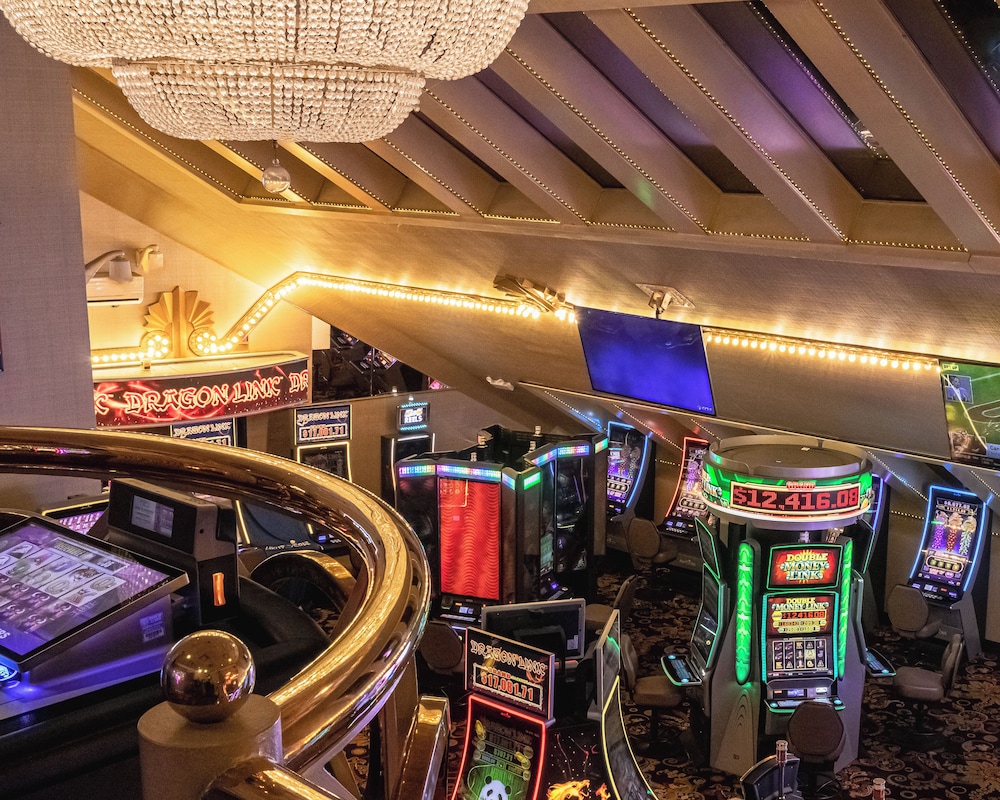 Par A Dice Hotel Casino 60/63