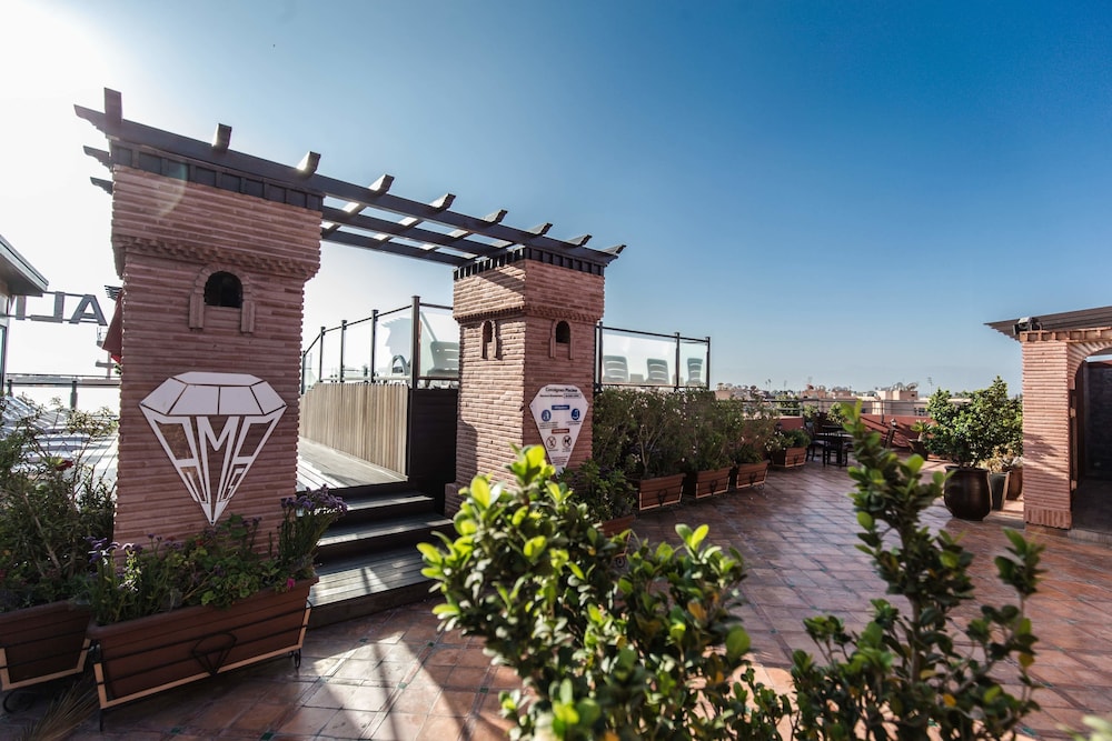 Hotel Almas 2/50