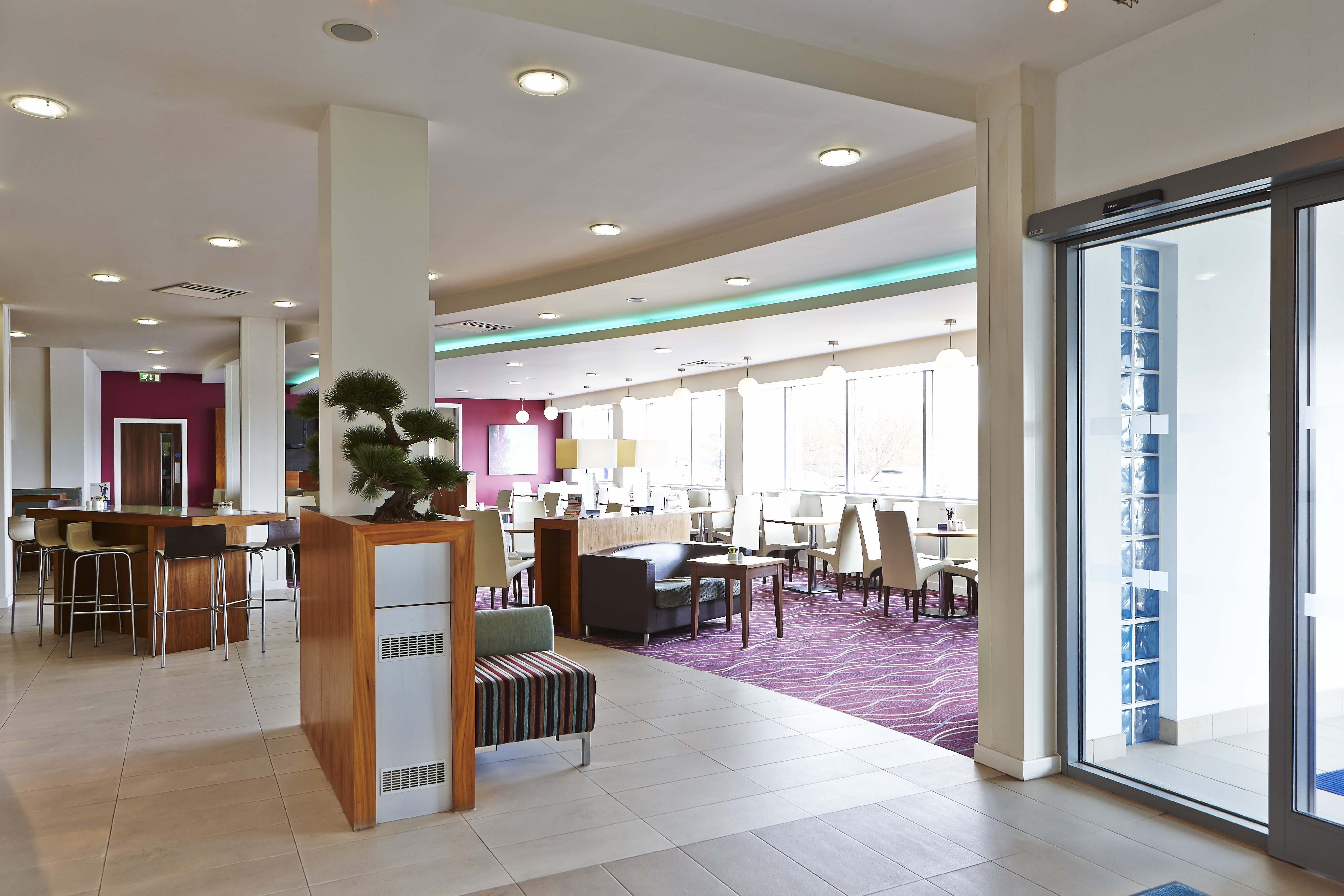 Holiday Inn Express Tamworth 41/58