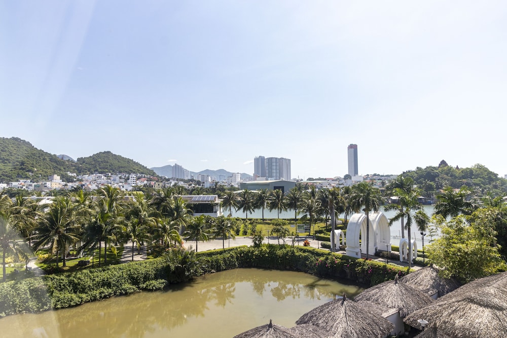 Champa Island Nha Trang - Resort Hotel & Spa 47/49