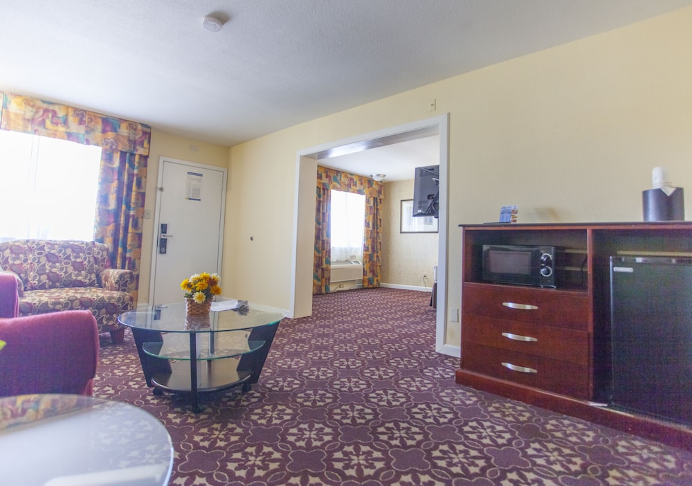 Days Inn By Wyndham Shenandoah 40/52