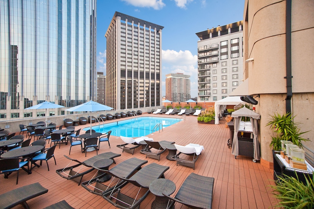 Colonnade Hotel 46/46