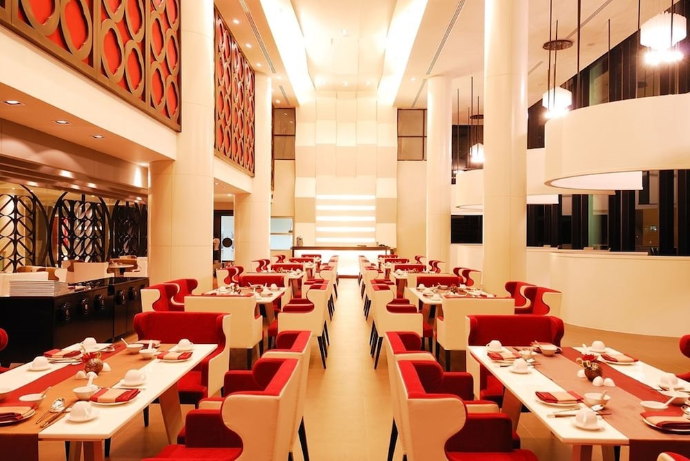 The Zign Hotel 30/50
