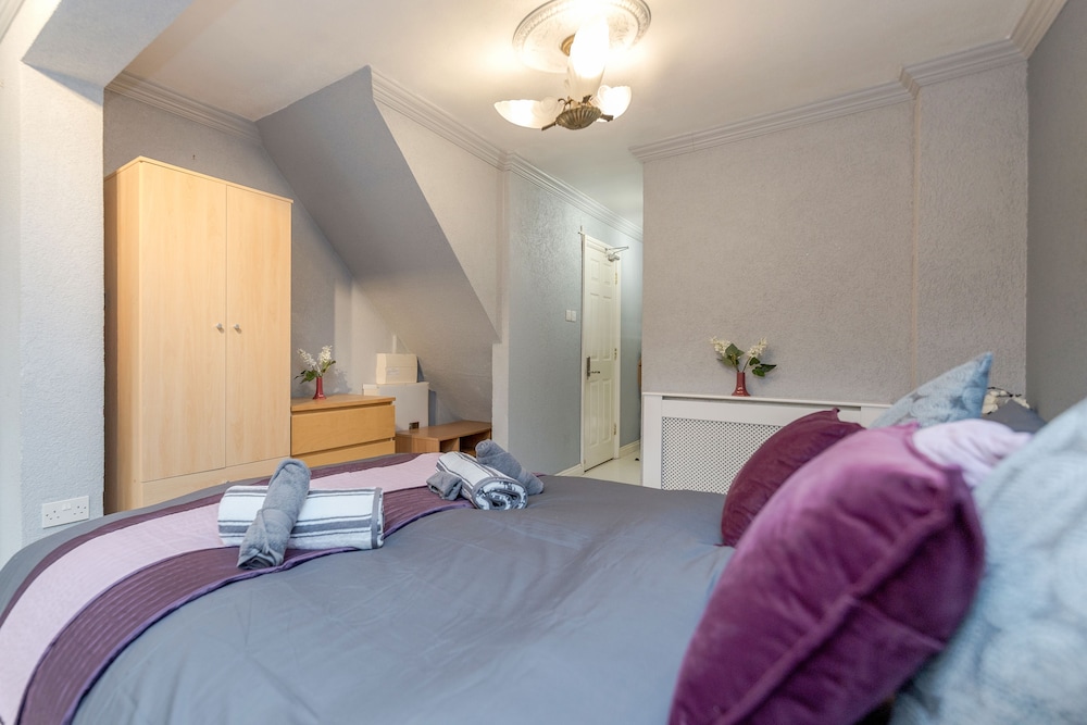 Watford General Suites 13/35