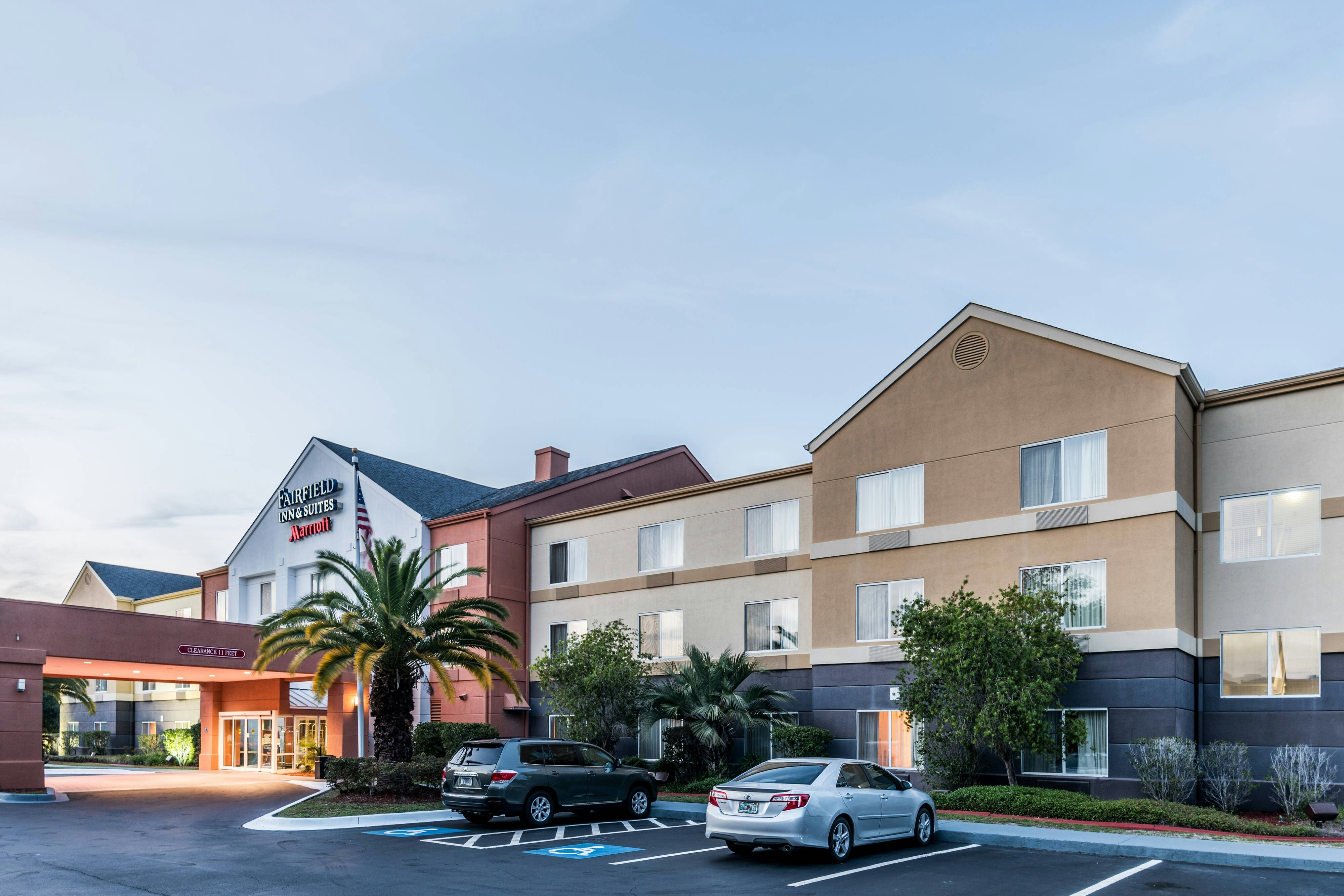 Fairfield Inn By Marriott Savannah I 95 South 24/24