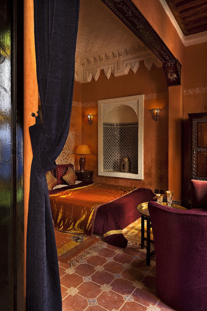 Riad 58 Blu 7/50